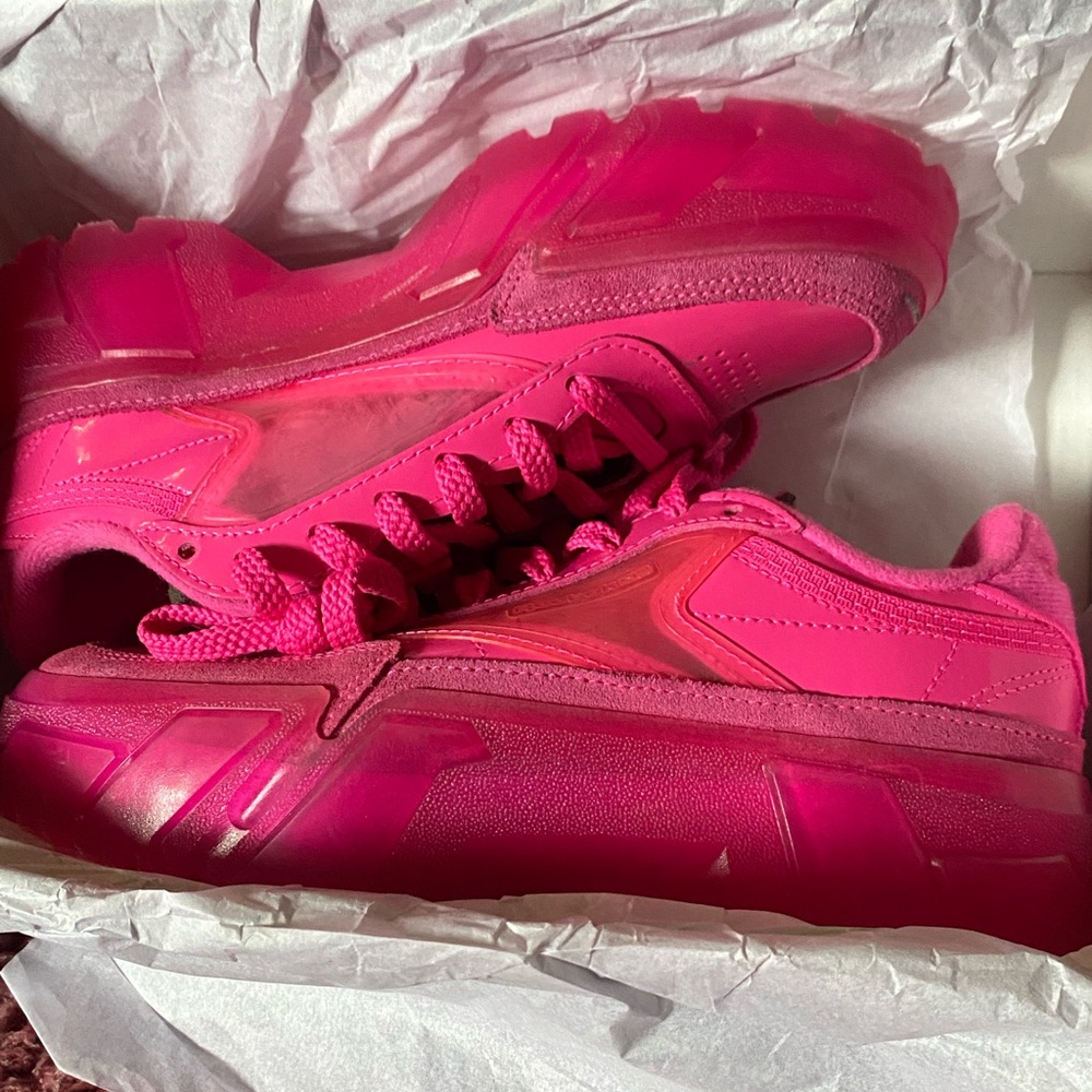Reebok Bold Pink Junior Club Cardi B Sneakers